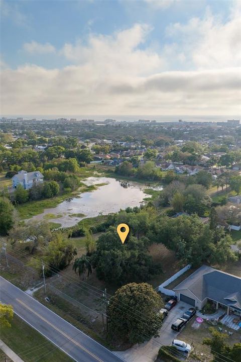 En Venta: $389,900 (0.50 acres)