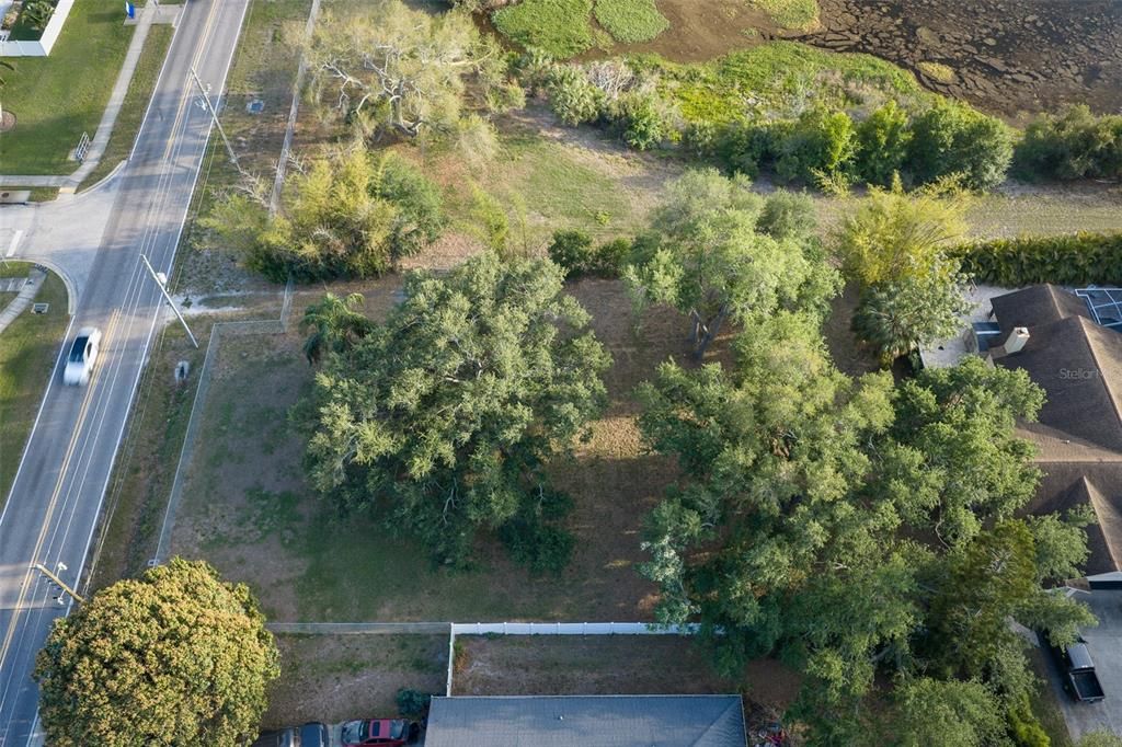 En Venta: $389,900 (0.50 acres)