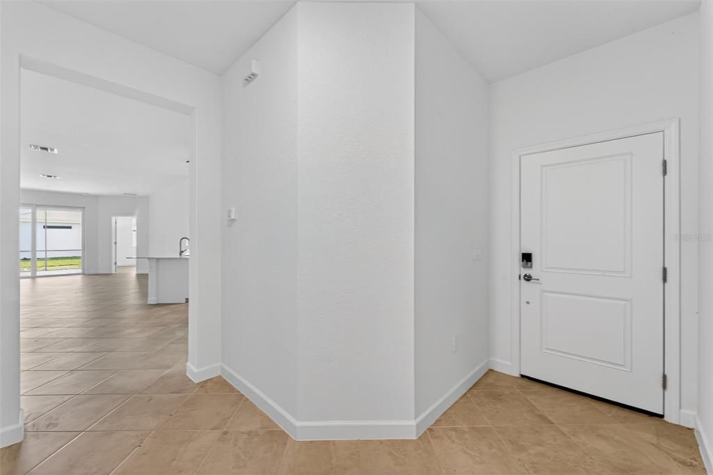 Под контрактом: $249,997 (2 спален, 2 ванн, 1564 Квадратных фут)