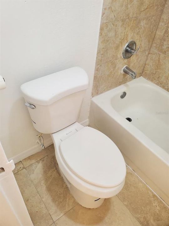 For Rent: $975 (1 beds, 1 baths, 276 Square Feet)