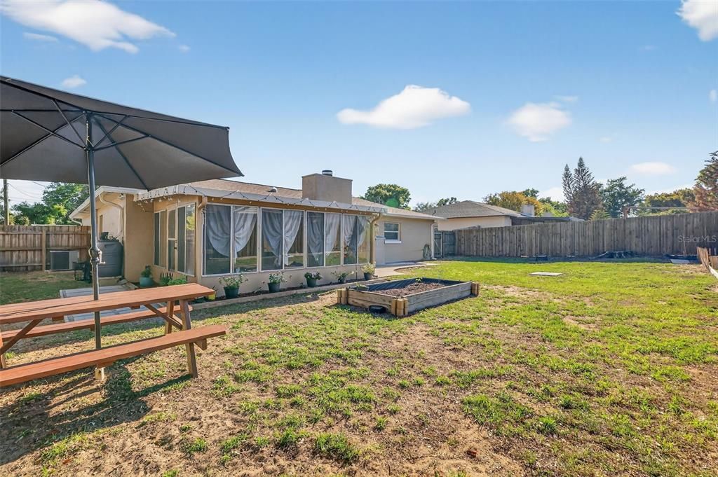 На продажу: $315,000 (3 спален, 2 ванн, 1389 Квадратных фут)