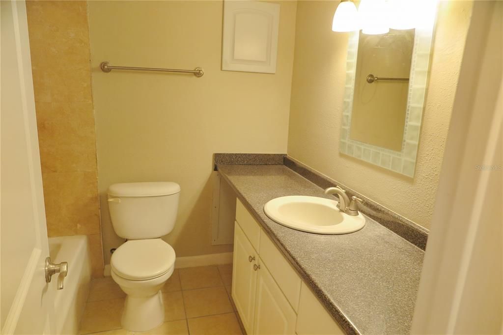 En Venta: $134,900 (2 camas, 2 baños, 900 Pies cuadrados)