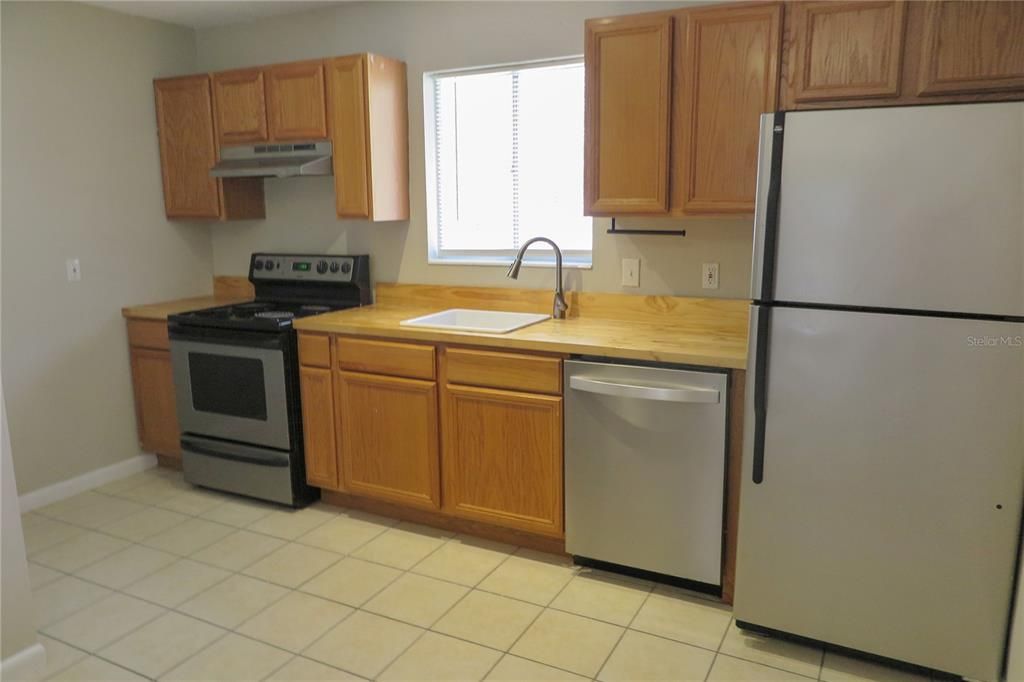 En Venta: $134,900 (2 camas, 2 baños, 900 Pies cuadrados)