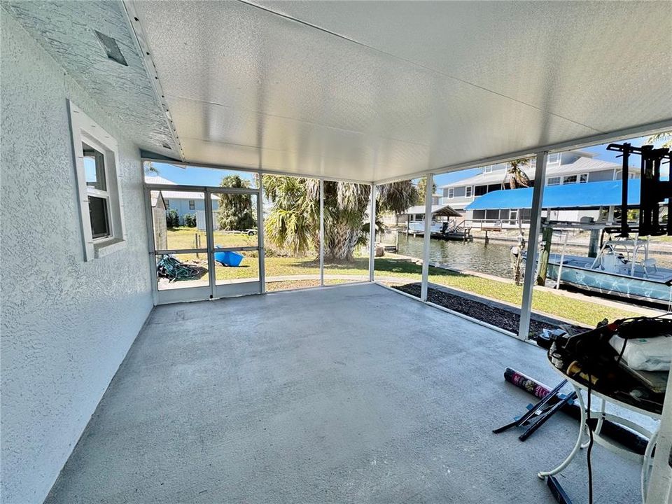 For Sale: $699,000 (3 beds, 2 baths, 1595 Square Feet)
