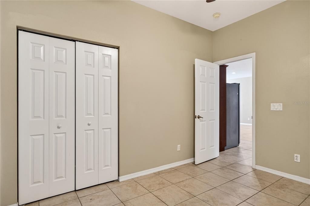 For Sale: $517,000 (4 beds, 2 baths, 2079 Square Feet)