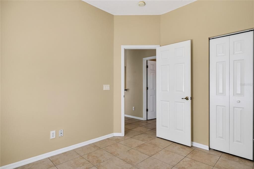 For Sale: $517,000 (4 beds, 2 baths, 2079 Square Feet)