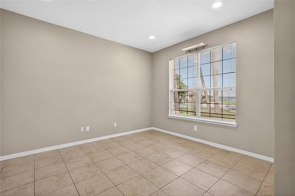 For Sale: $517,000 (4 beds, 2 baths, 2079 Square Feet)