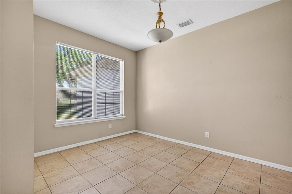 For Sale: $517,000 (4 beds, 2 baths, 2079 Square Feet)