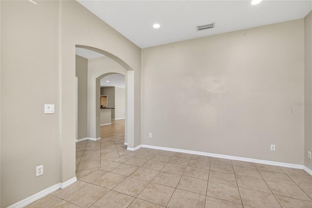 For Sale: $517,000 (4 beds, 2 baths, 2079 Square Feet)