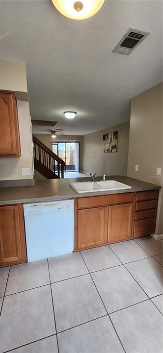 En Renta: $1,400 (2 camas, 2 baños, 1094 Pies cuadrados)