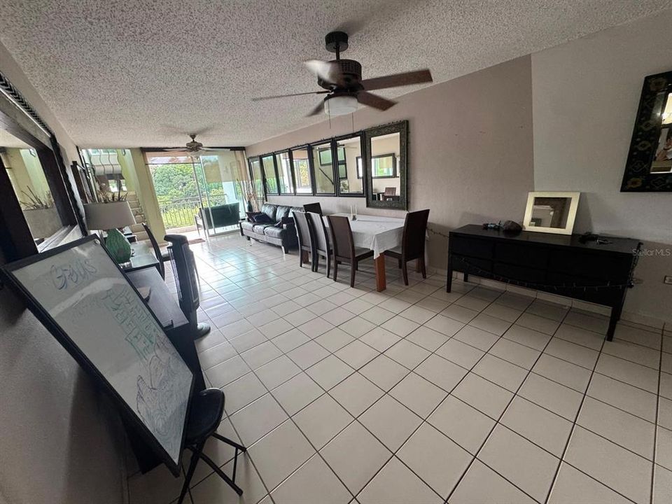 For Sale: $325,000 (3 beds, 2 baths, 1767 Square Feet)