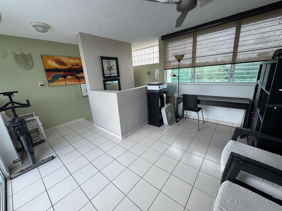 For Sale: $325,000 (3 beds, 2 baths, 1767 Square Feet)