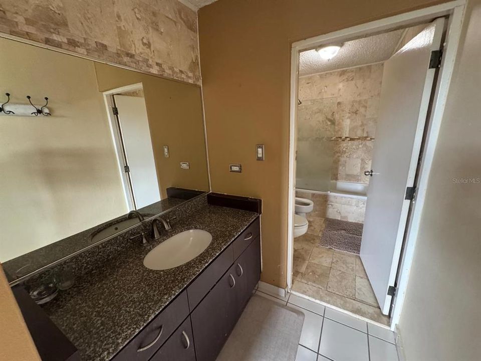 For Sale: $325,000 (3 beds, 2 baths, 1767 Square Feet)