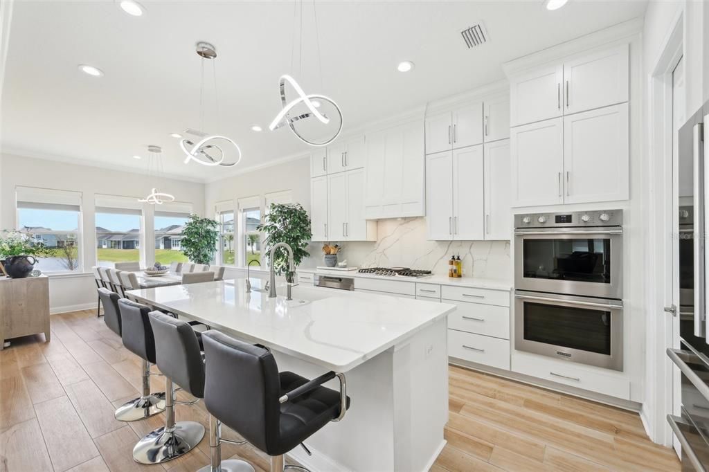 En Venta: $785,000 (4 camas, 3 baños, 2796 Pies cuadrados)