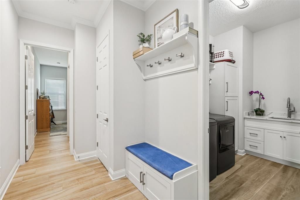 En Venta: $785,000 (4 camas, 3 baños, 2796 Pies cuadrados)