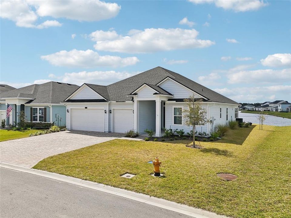 En Venta: $785,000 (4 camas, 3 baños, 2796 Pies cuadrados)