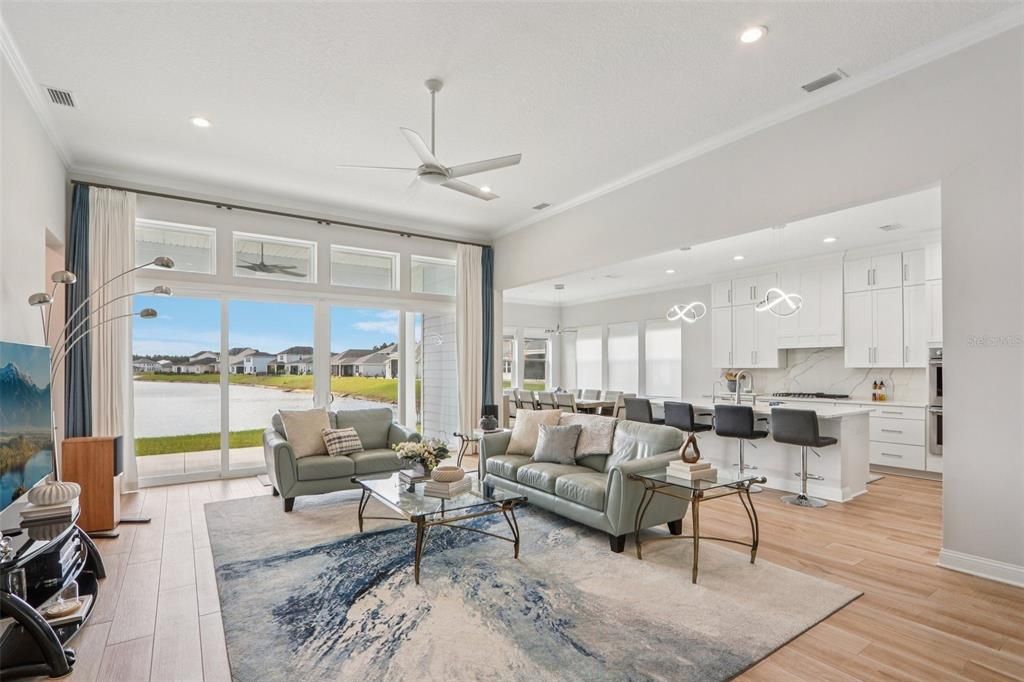 En Venta: $785,000 (4 camas, 3 baños, 2796 Pies cuadrados)