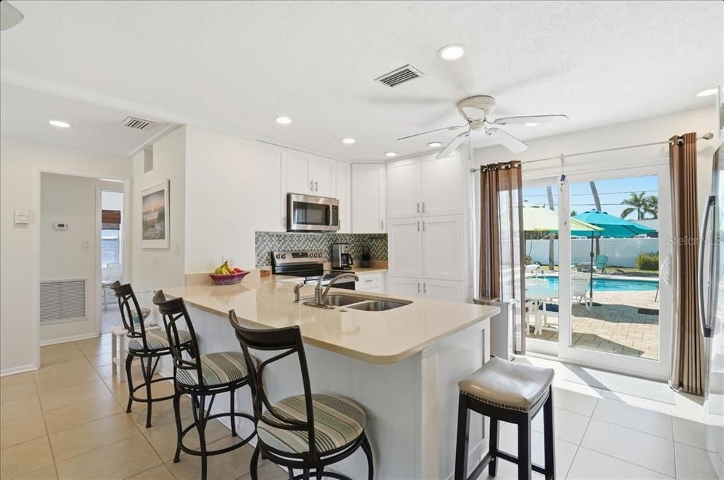 Activo con contrato: $759,000 (3 camas, 2 baños, 1858 Pies cuadrados)