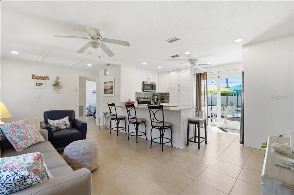 Activo con contrato: $759,000 (3 camas, 2 baños, 1858 Pies cuadrados)