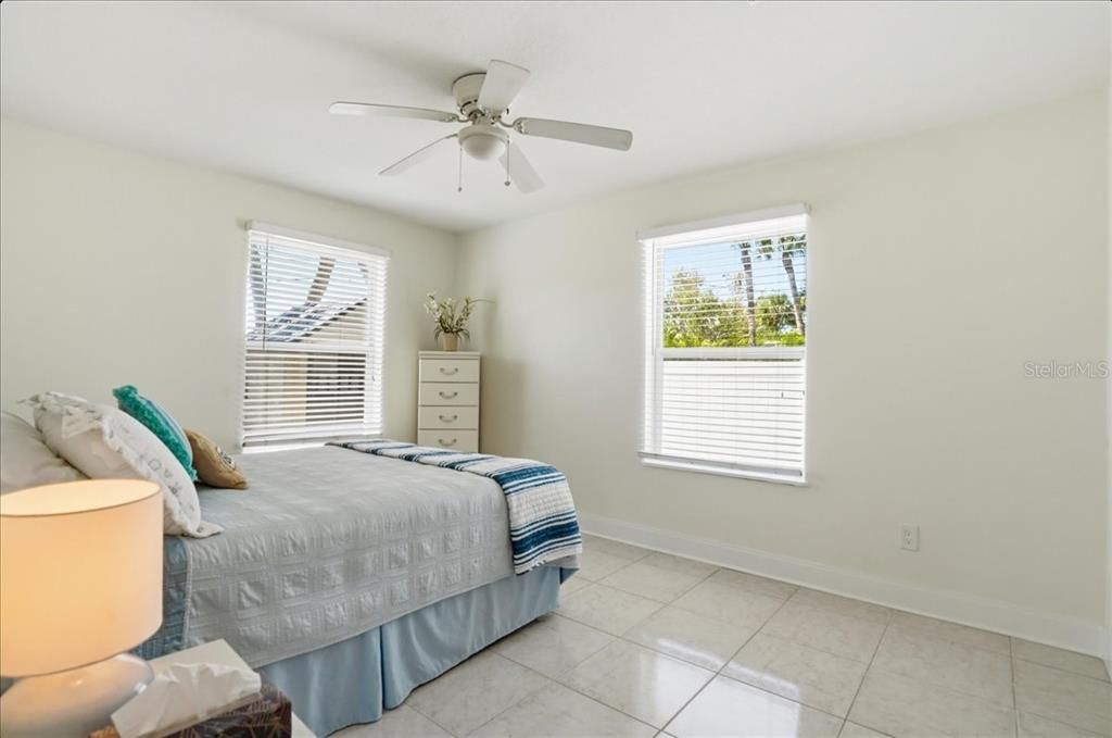 Activo con contrato: $759,000 (3 camas, 2 baños, 1858 Pies cuadrados)