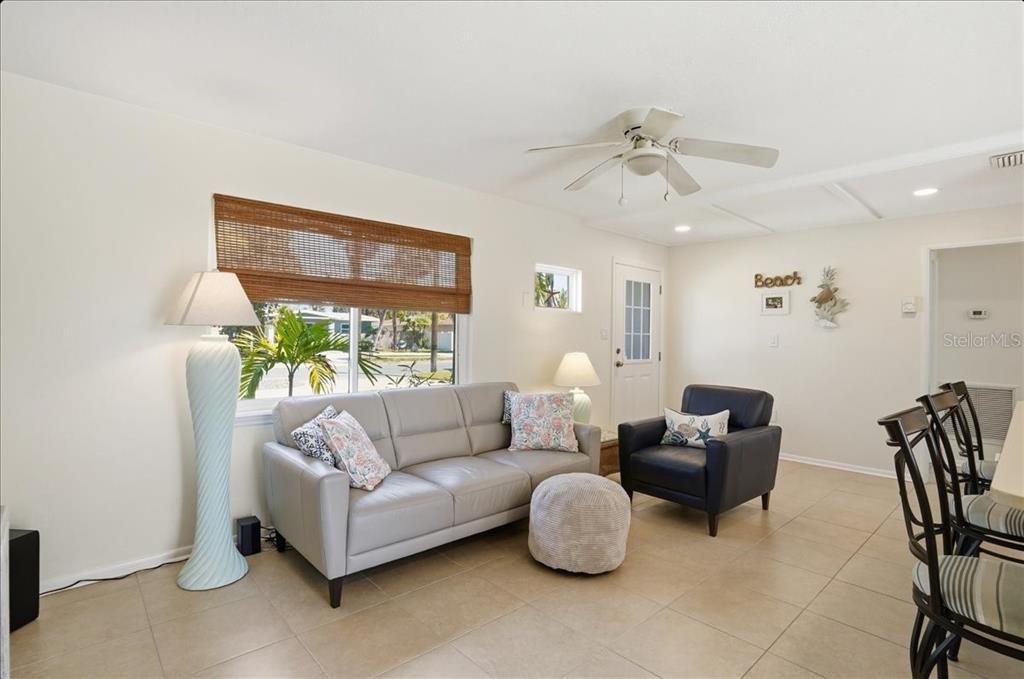 Activo con contrato: $759,000 (3 camas, 2 baños, 1858 Pies cuadrados)