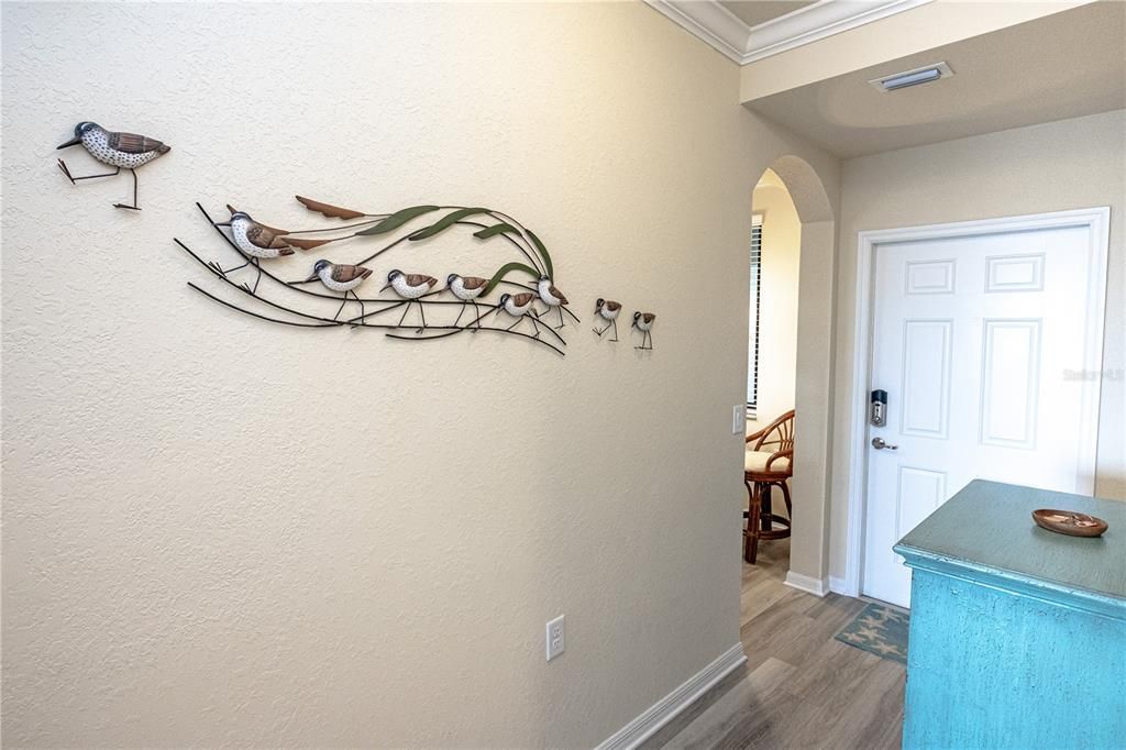 На продажу: $265,000 (2 спален, 2 ванн, 1121 Квадратных фут)