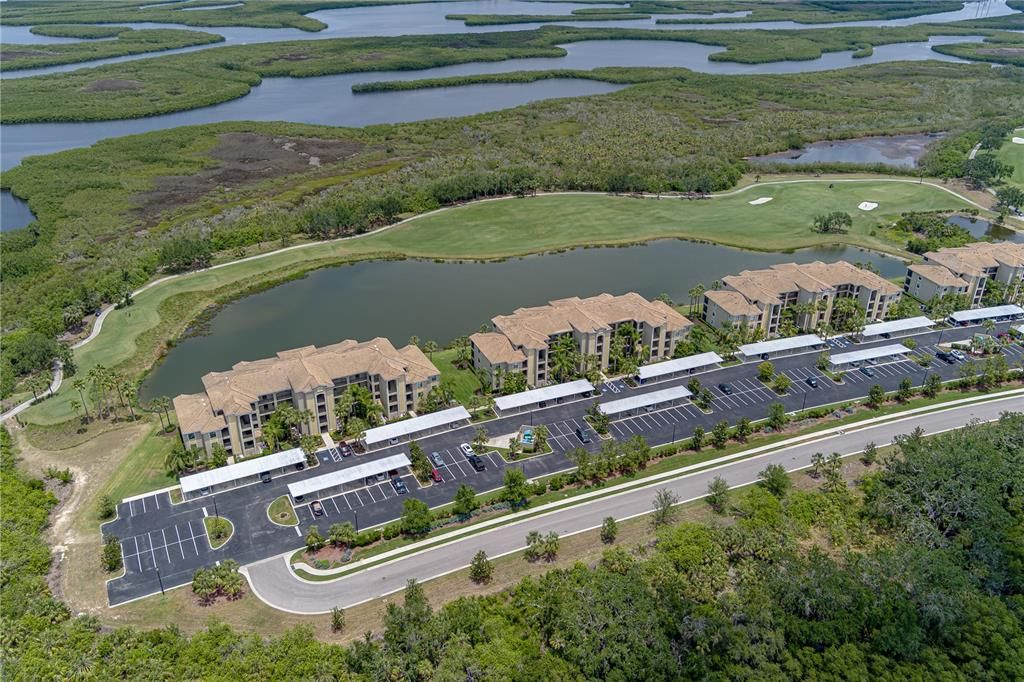 На продажу: $265,000 (2 спален, 2 ванн, 1121 Квадратных фут)