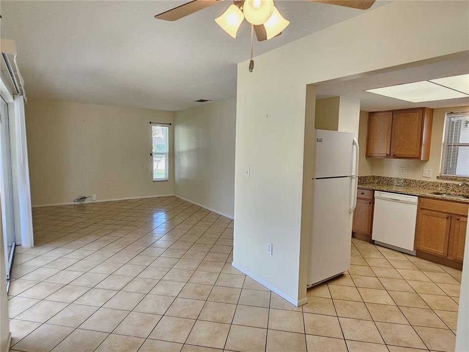 En Renta: $1,800 (2 camas, 2 baños, 922 Pies cuadrados)