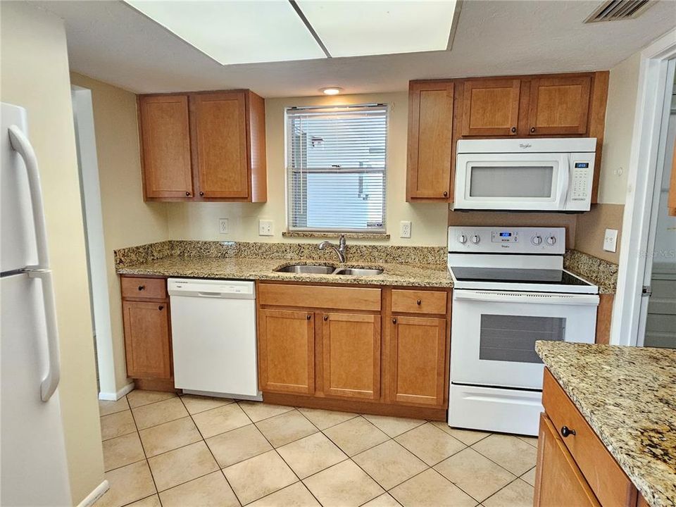 En Renta: $1,800 (2 camas, 2 baños, 922 Pies cuadrados)