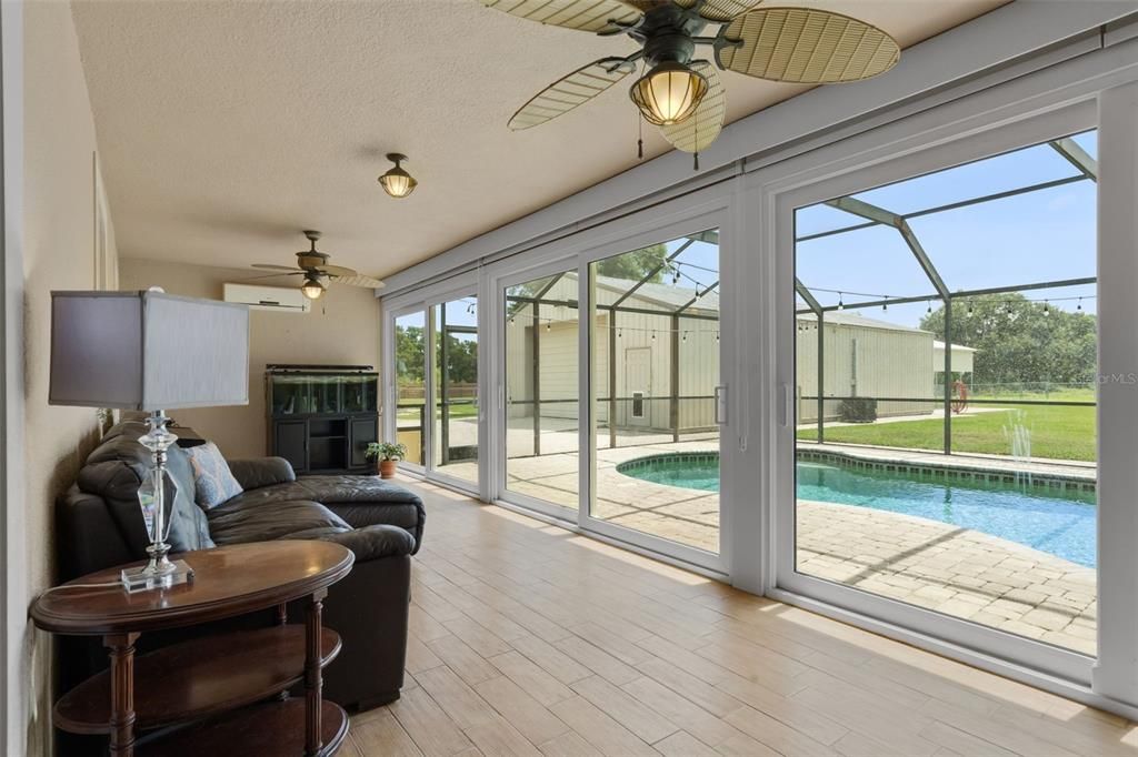 En Venta: $874,900 (3 camas, 2 baños, 2790 Pies cuadrados)