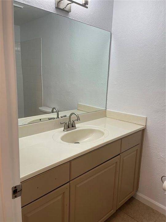 For Rent: $1,975 (2 beds, 2 baths, 1018 Square Feet)