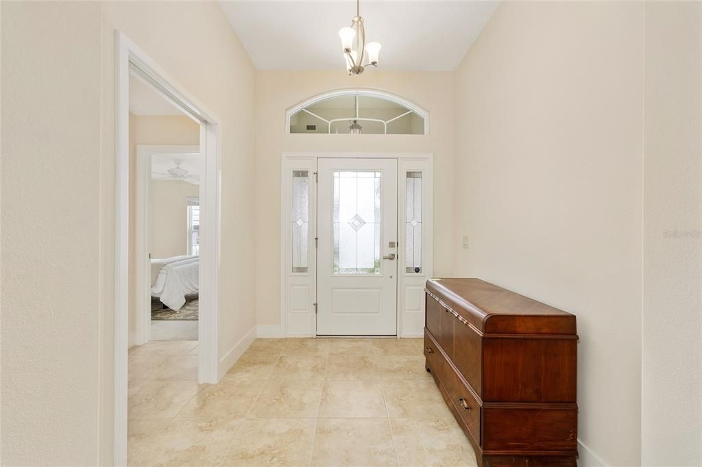 En Venta: $529,900 (3 camas, 3 baños, 1905 Pies cuadrados)