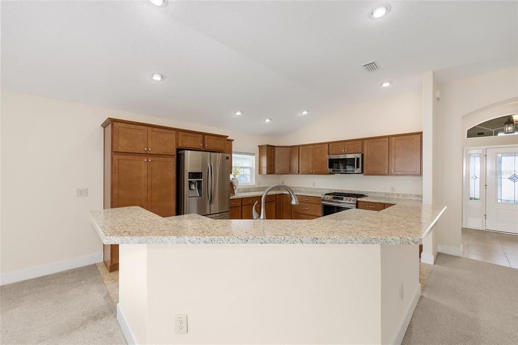 En Venta: $529,900 (3 camas, 3 baños, 1905 Pies cuadrados)