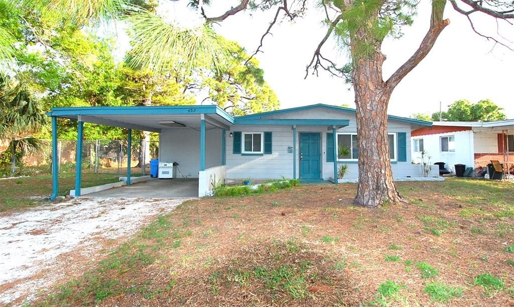 Recently Rented: $1,500 (3 beds, 1 baths, 1080 Square Feet)
