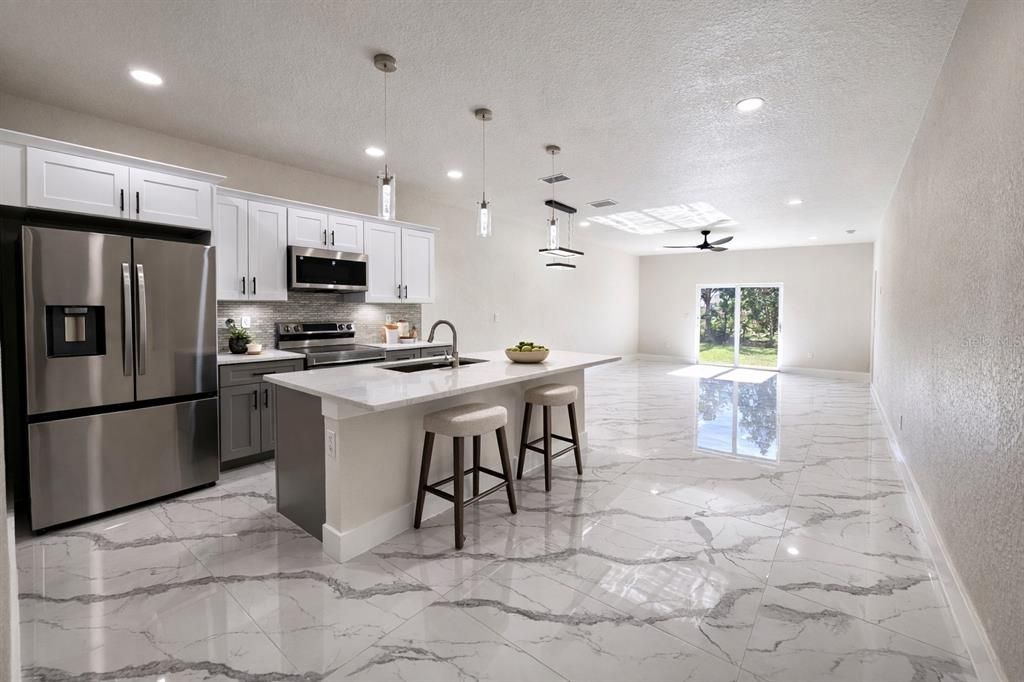 En Venta: $519,900 (6 camas, 0 baños, 1200 Pies cuadrados)