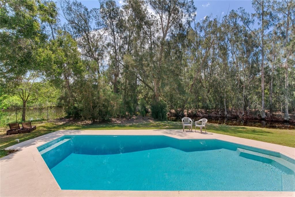 En Venta: $975,000 (4 camas, 3 baños, 2802 Pies cuadrados)