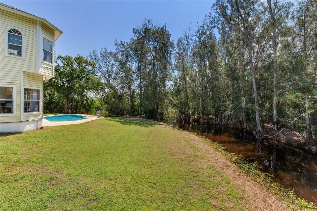 En Venta: $975,000 (4 camas, 3 baños, 2802 Pies cuadrados)