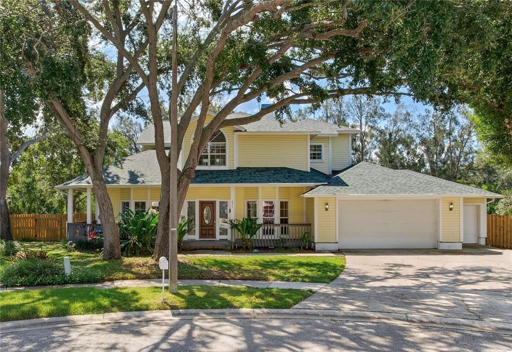 En Venta: $975,000 (4 camas, 3 baños, 2802 Pies cuadrados)