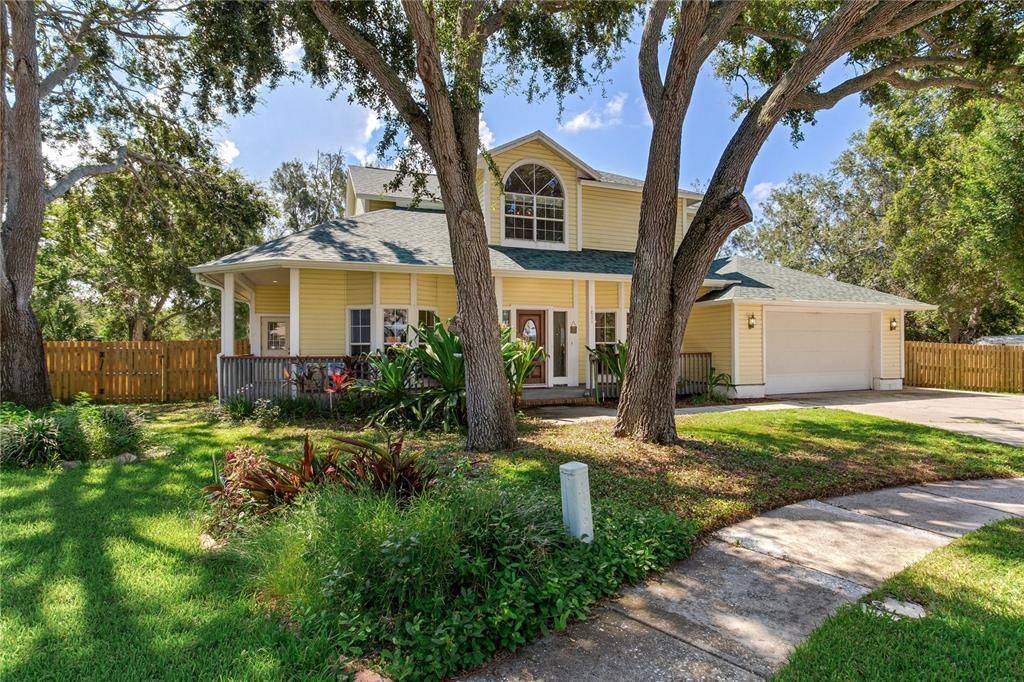 En Venta: $975,000 (4 camas, 3 baños, 2802 Pies cuadrados)