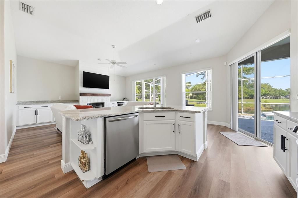 Active With Contract: $515,000 (3 beds, 2 baths, 2089 Square Feet)
