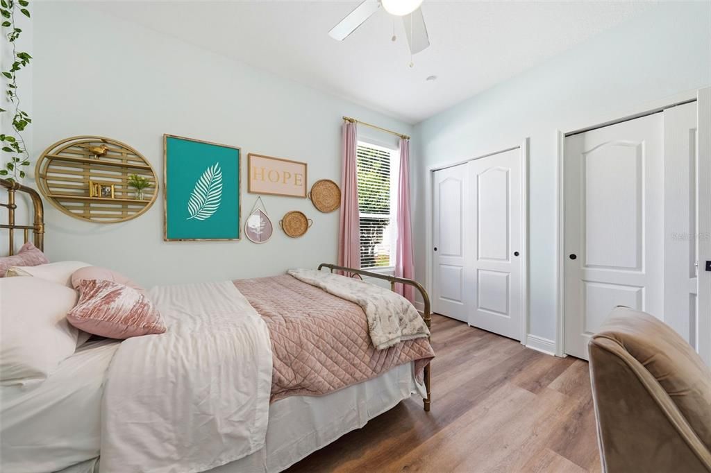 Active With Contract: $515,000 (3 beds, 2 baths, 2089 Square Feet)