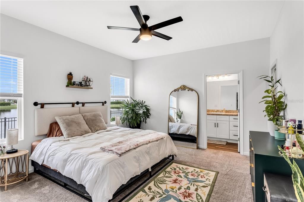 For Sale: $320,000 (3 beds, 2 baths, 1412 Square Feet)
