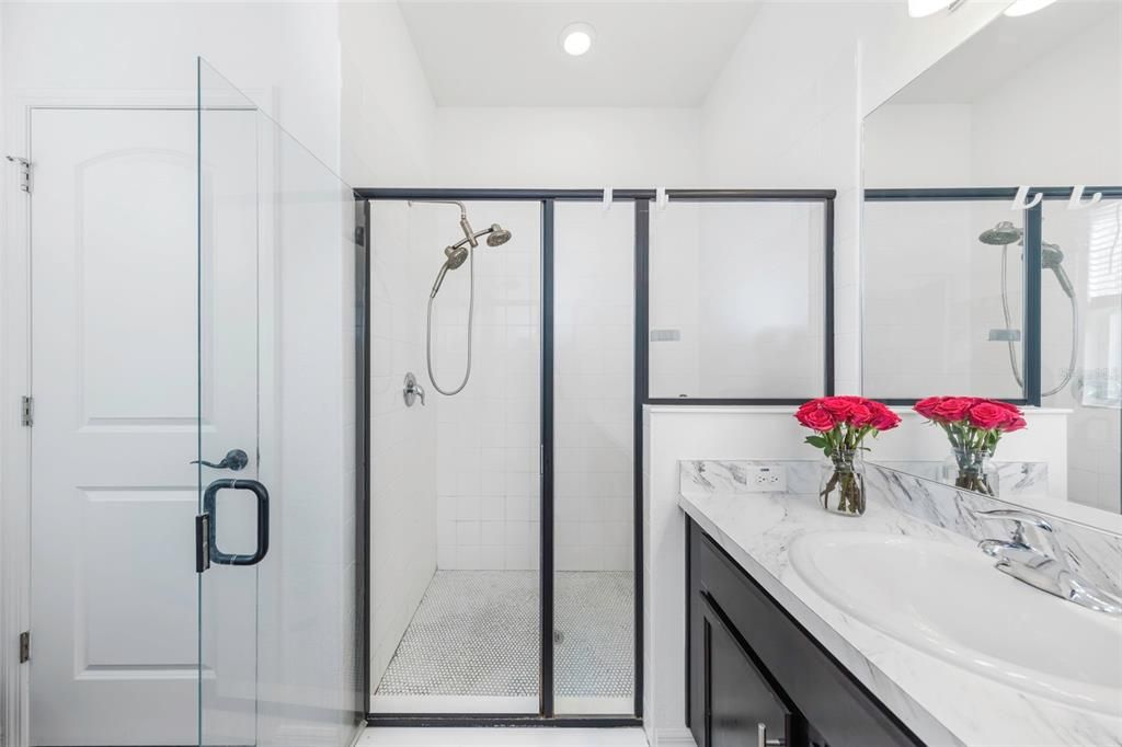 Active With Contract: $534,900 (4 beds, 3 baths, 2328 Square Feet)