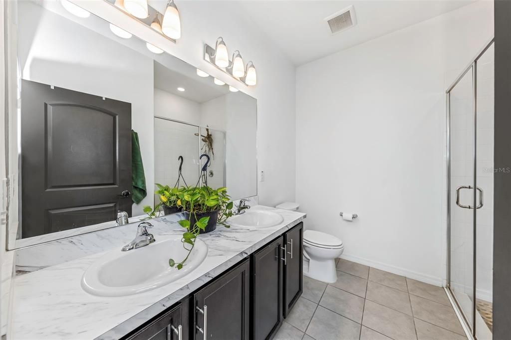 Active With Contract: $534,900 (4 beds, 3 baths, 2328 Square Feet)