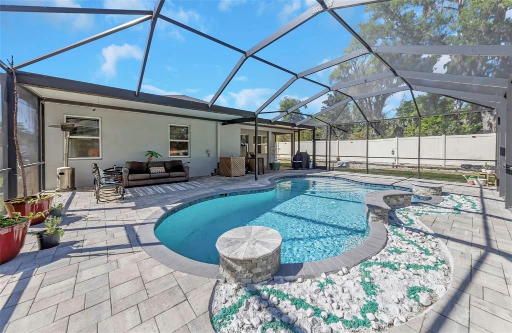 Active With Contract: $534,900 (4 beds, 3 baths, 2328 Square Feet)