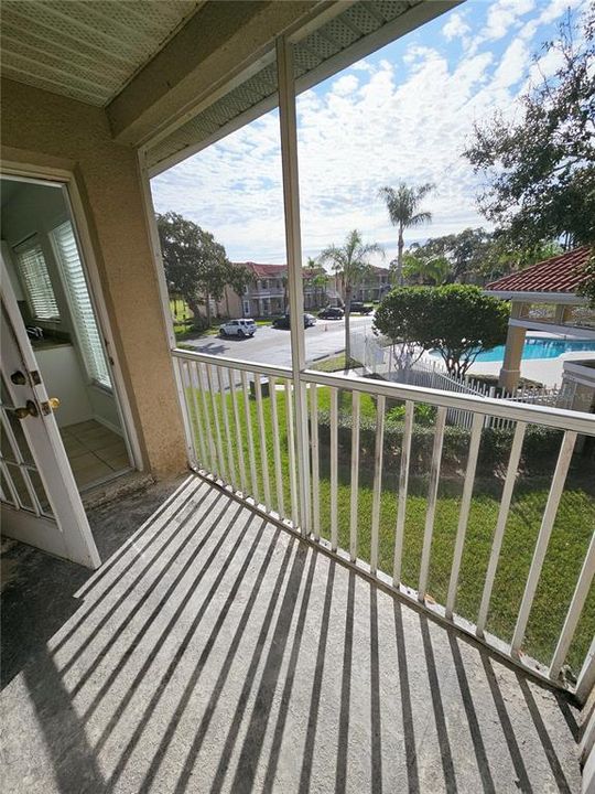 En Renta: $1,599 (3 camas, 2 baños, 1136 Pies cuadrados)