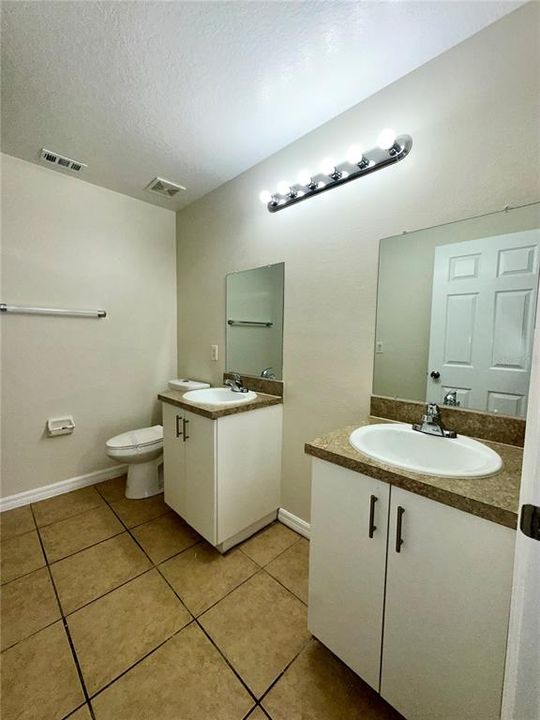 En Renta: $1,599 (3 camas, 2 baños, 1136 Pies cuadrados)