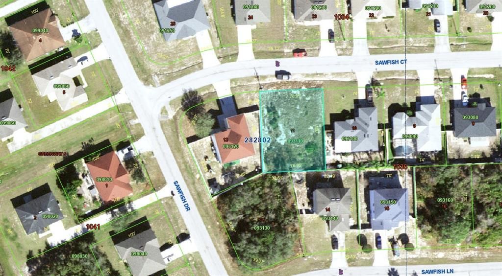 На продажу: $52,000 (0.18 acres)