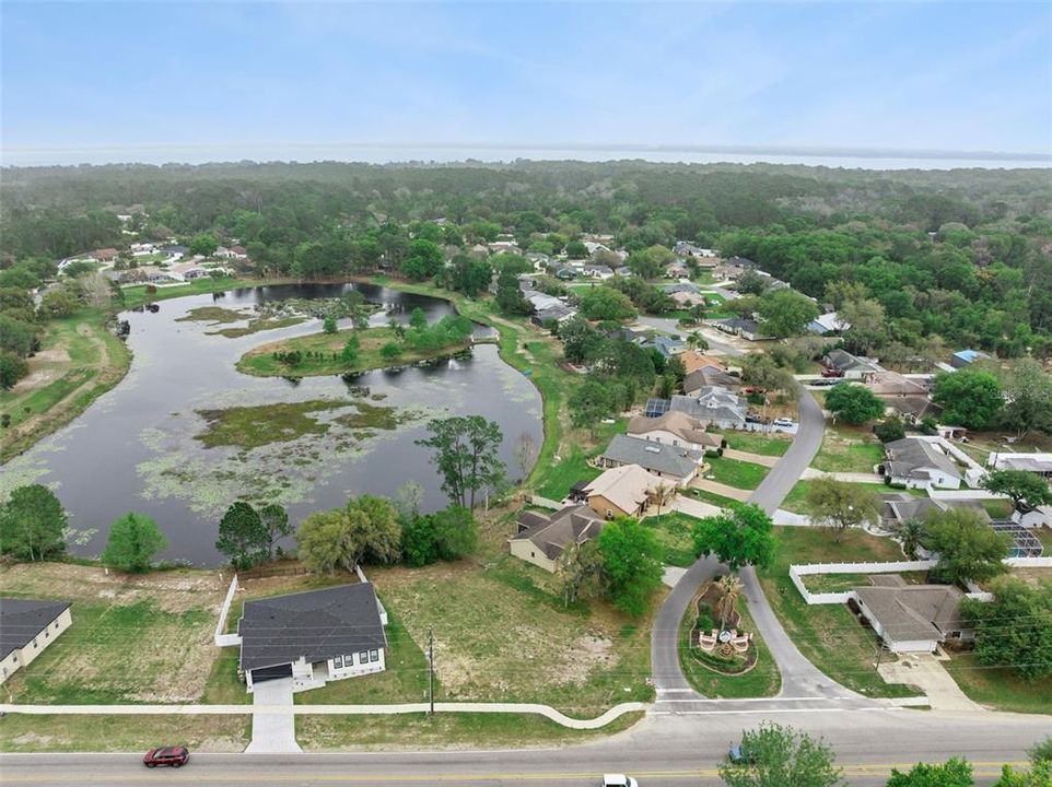 На продажу: $70,000 (0.23 acres)