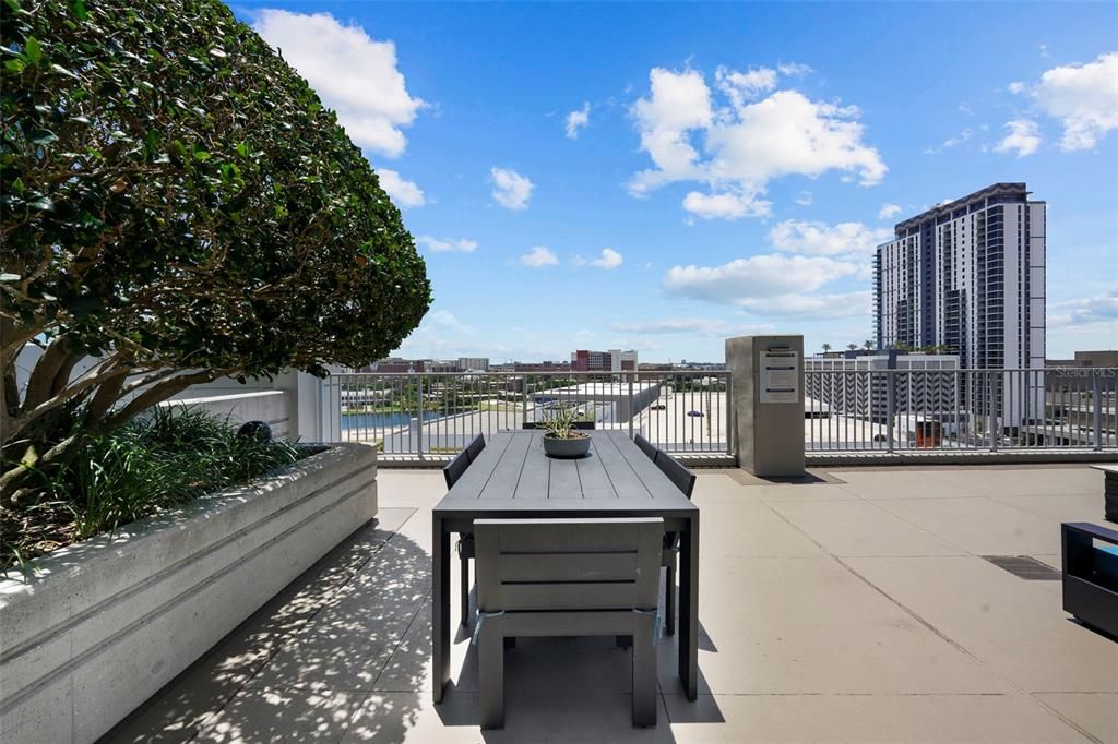 Activo con contrato: $439,000 (1 camas, 1 baños, 714 Pies cuadrados)